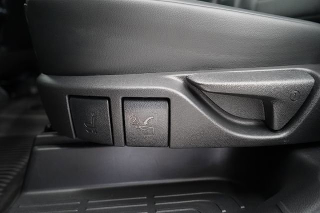 Used 2023 Toyota Highlander XLE image 68