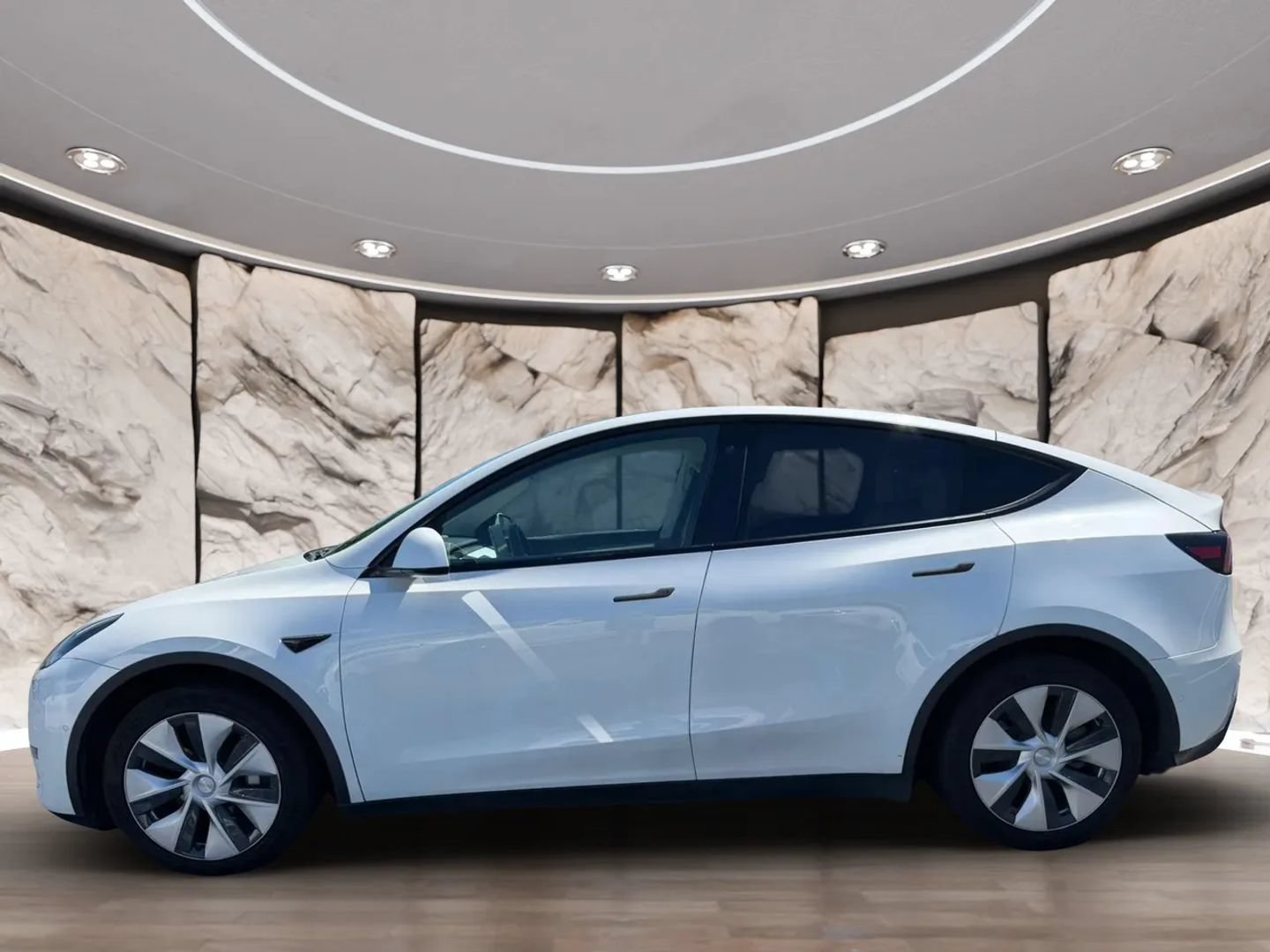 Used 2020 Tesla Model Y Long Range AWD/4WD image 5