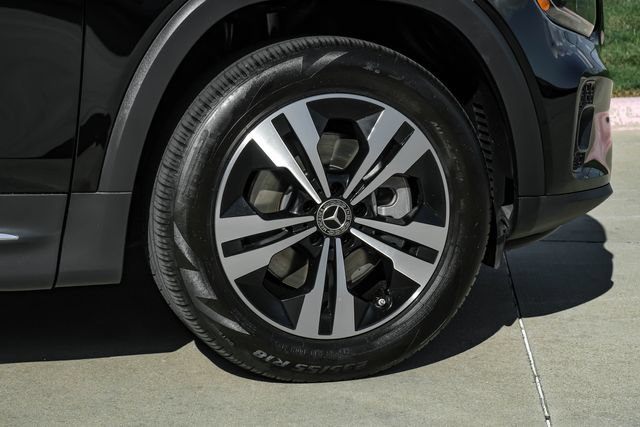 Used 2025 Mercedes-Benz GLB 250 image 62