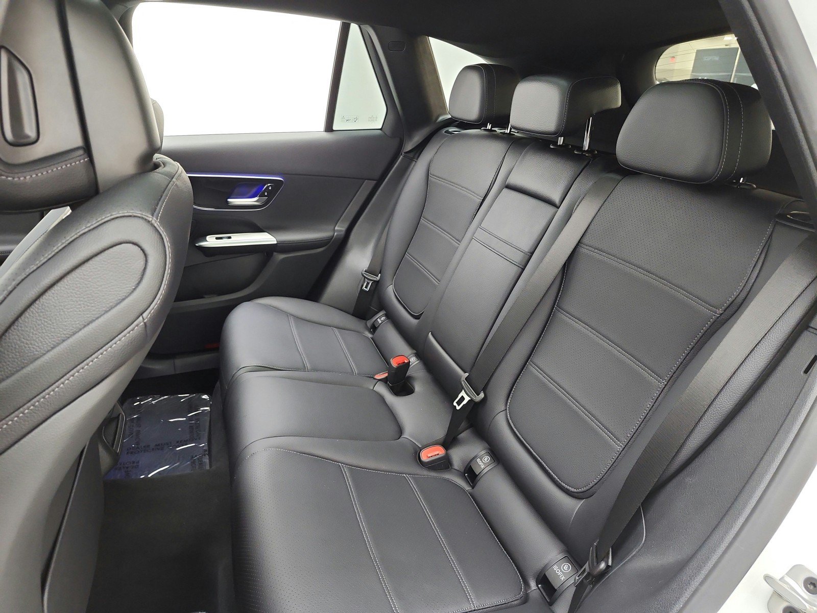 Used 2025 Mercedes-Benz GLC 350e 4MATIC image 16