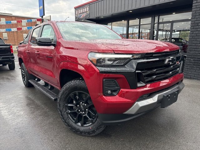 New 2025 Chevrolet Colorado Z71 w/ Midnight Edition image 3