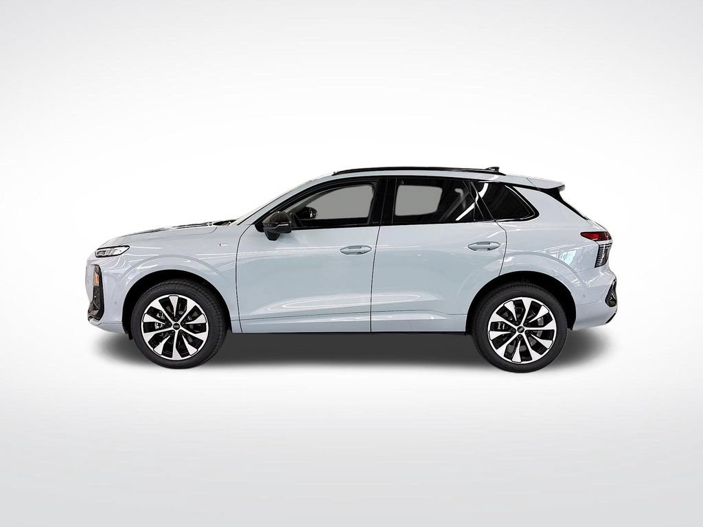 New 2026 Audi Q3 quattro 2.0T AWD/4WD image 2
