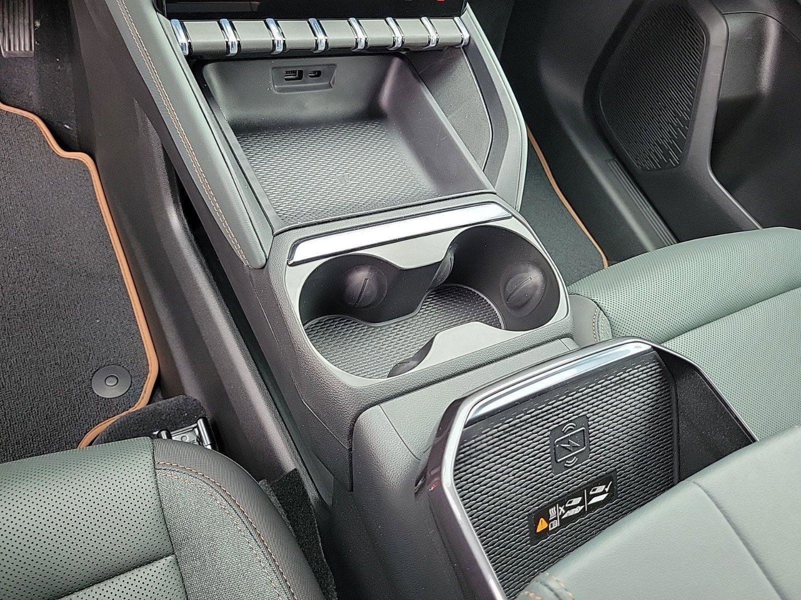 New 2026 GMC Terrain AT4 image 27