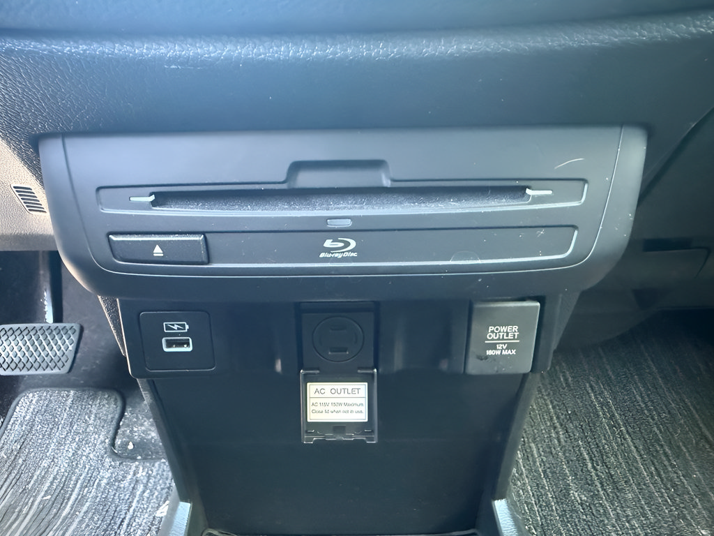 Certified 2024 Honda Odyssey Elite image 30
