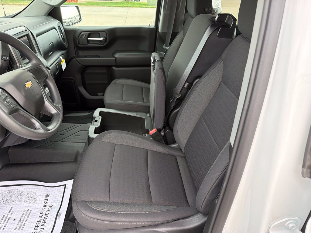 New 2026 Chevrolet Silverado 1500 Custom w/ Turbomax Blackout Package AWD/4WD image 17
