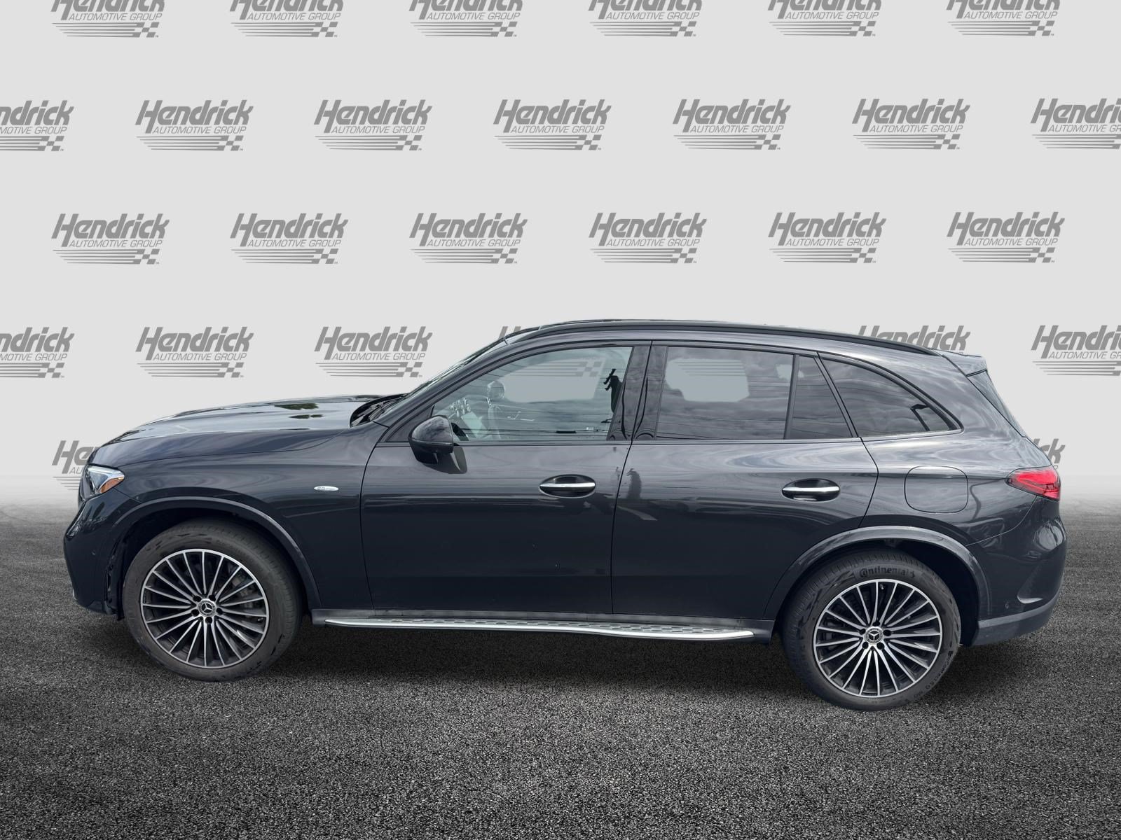 Used 2025 Mercedes-Benz GLC 350e 4MATIC image 7