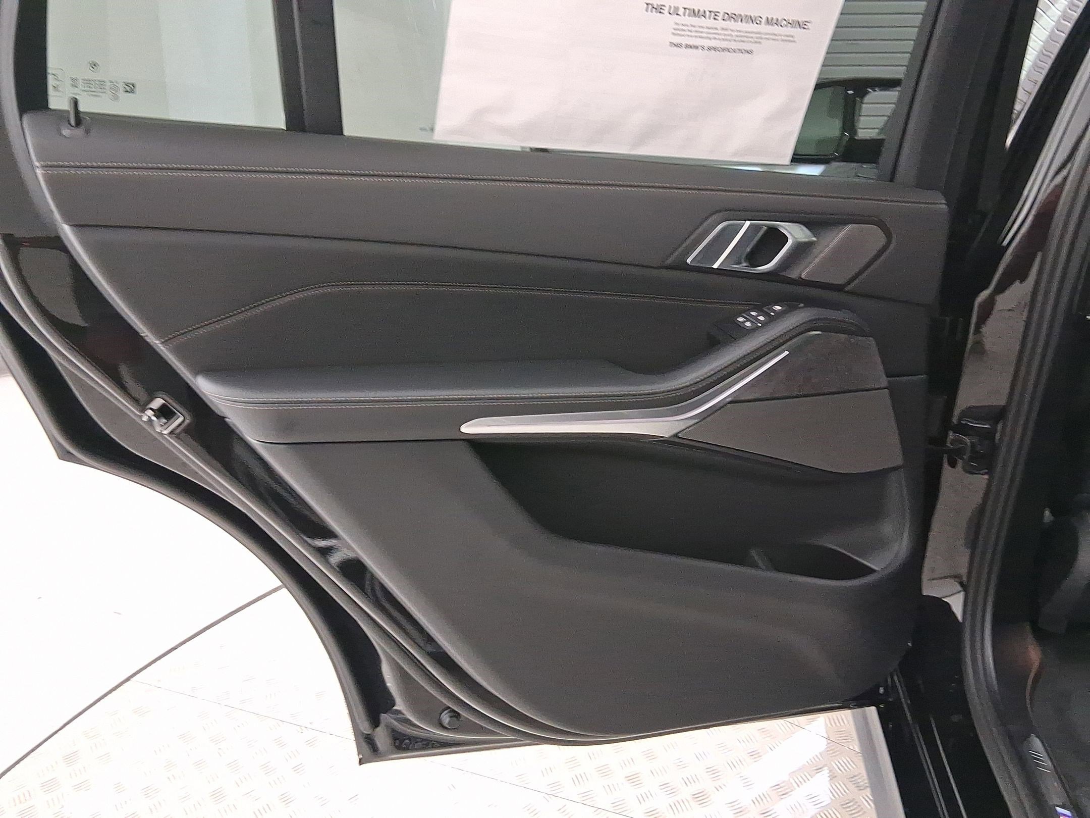 New 2026 BMW X7 M60i image 29