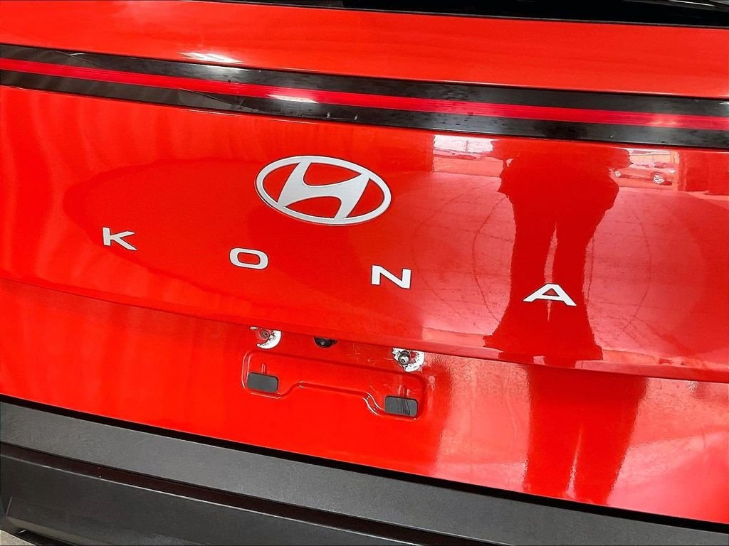 Used 2024 Hyundai Kona SEL FWD image 28