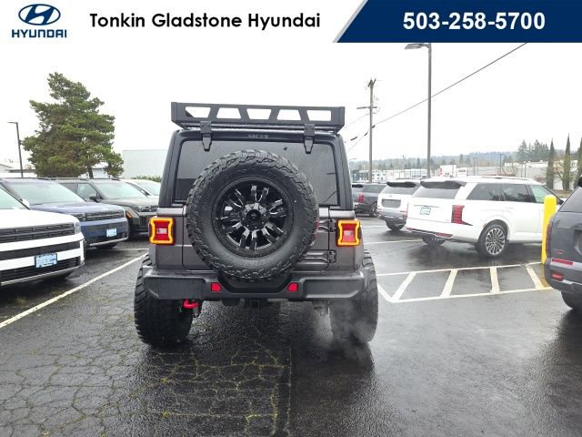 Used 2025 Jeep Wrangler Unlimited Rubicon image 6