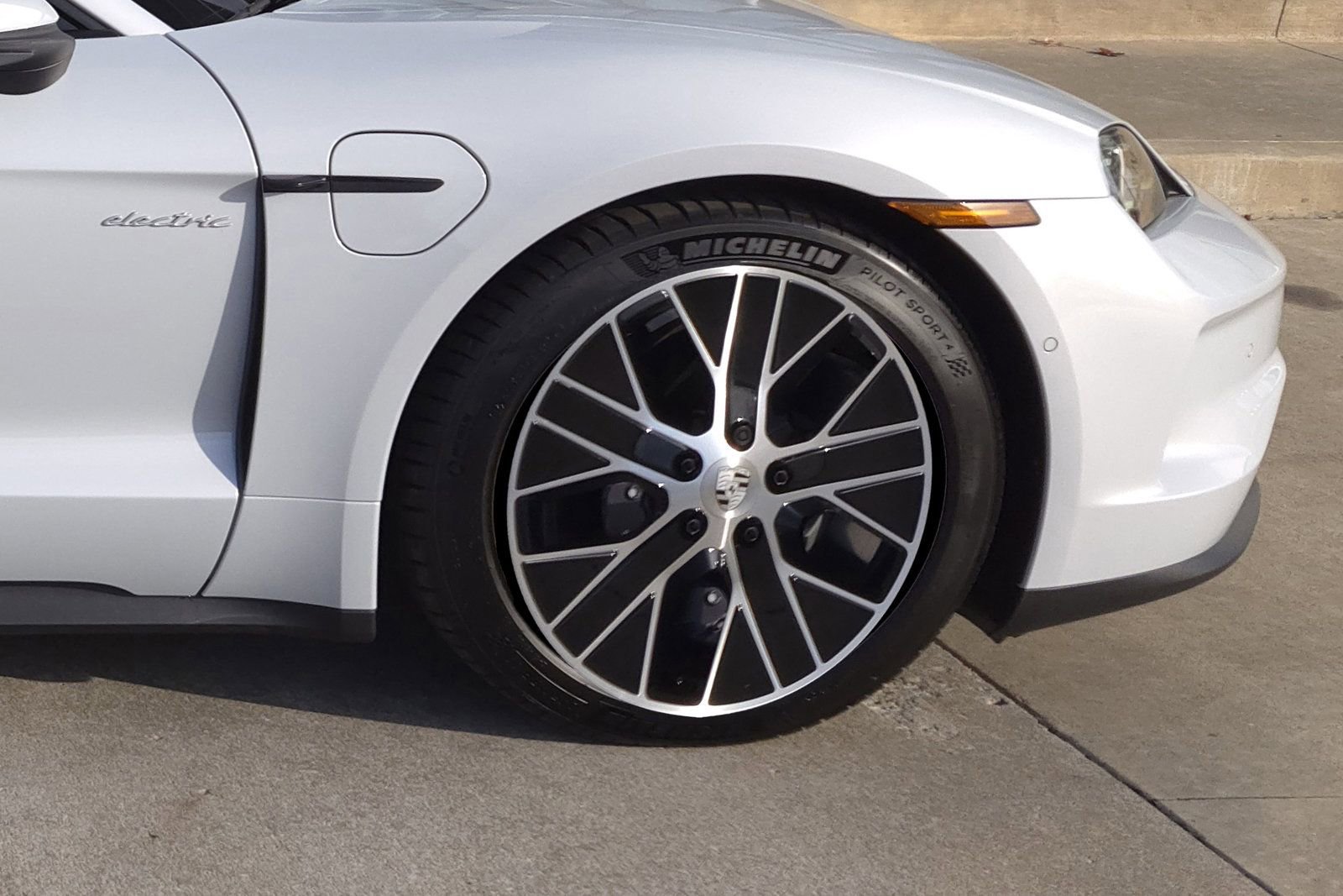 New 2025 Porsche Taycan RWD image 11