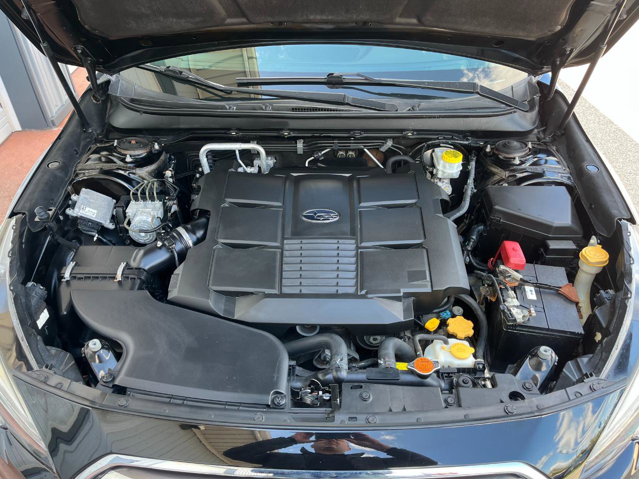 Used 2018 Subaru Outback 3.6R Touring AWD/4WD image 41