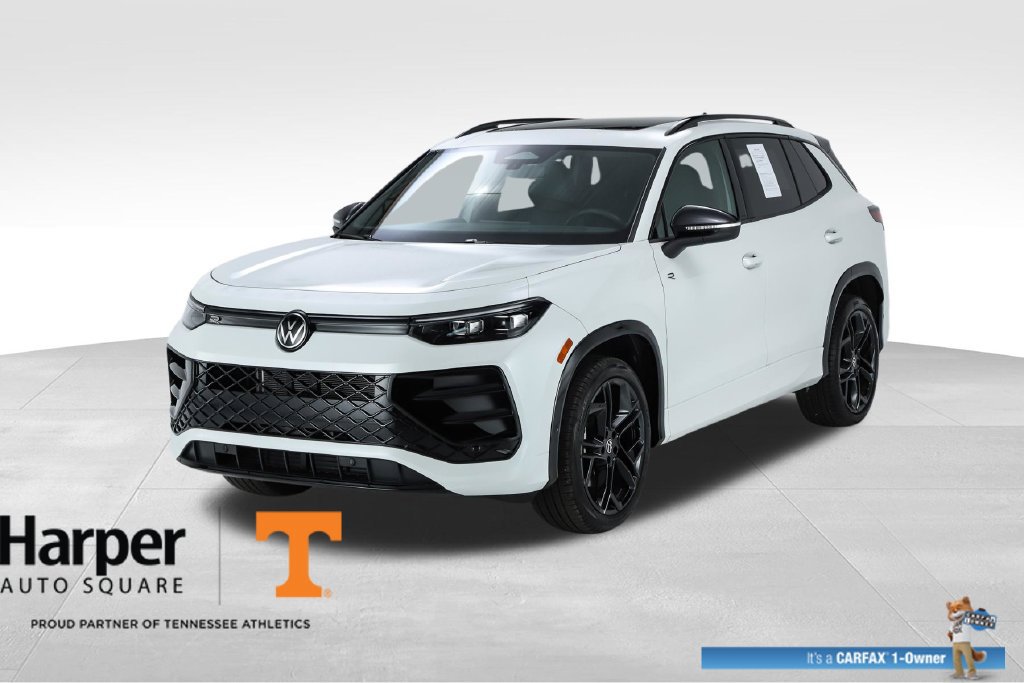 New 2025 Volkswagen Tiguan SE R-Line AWD/4WD image 1