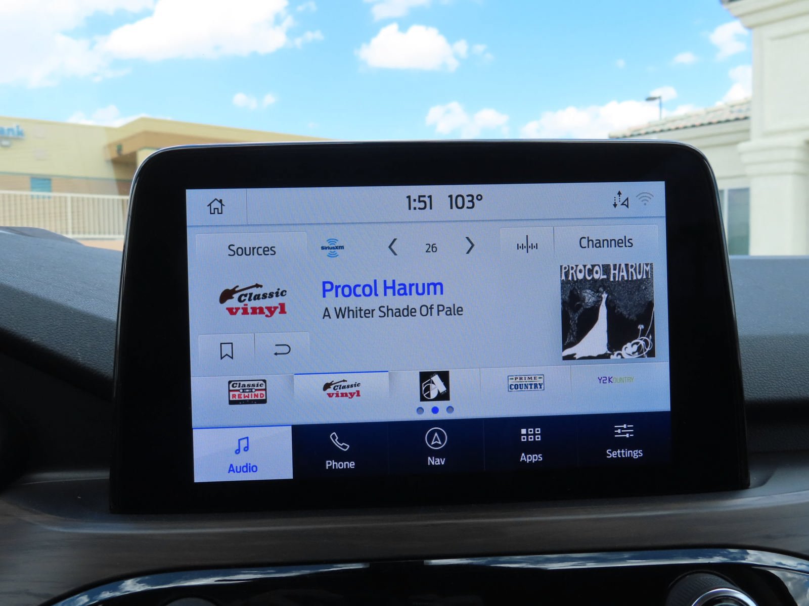 Used 2020 Ford Escape Titanium AWD/4WD image 36