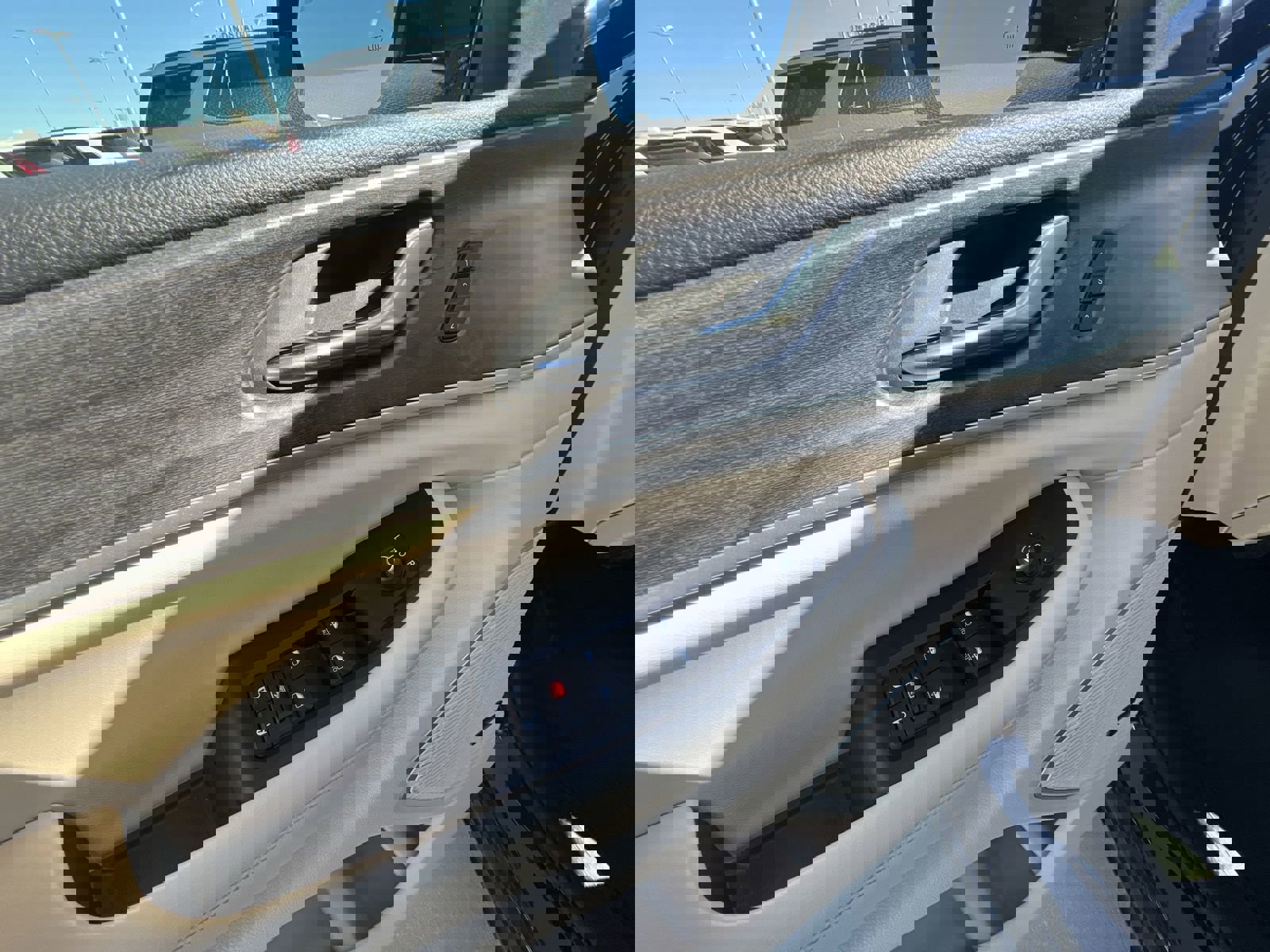 Used 2021 Jeep Grand Cherokee L Limited image 23