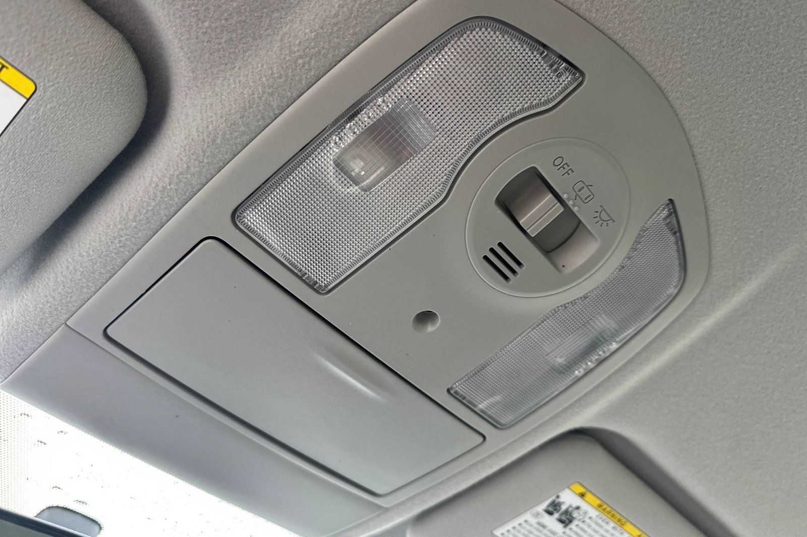 Used 2015 Toyota Prius Two image 22