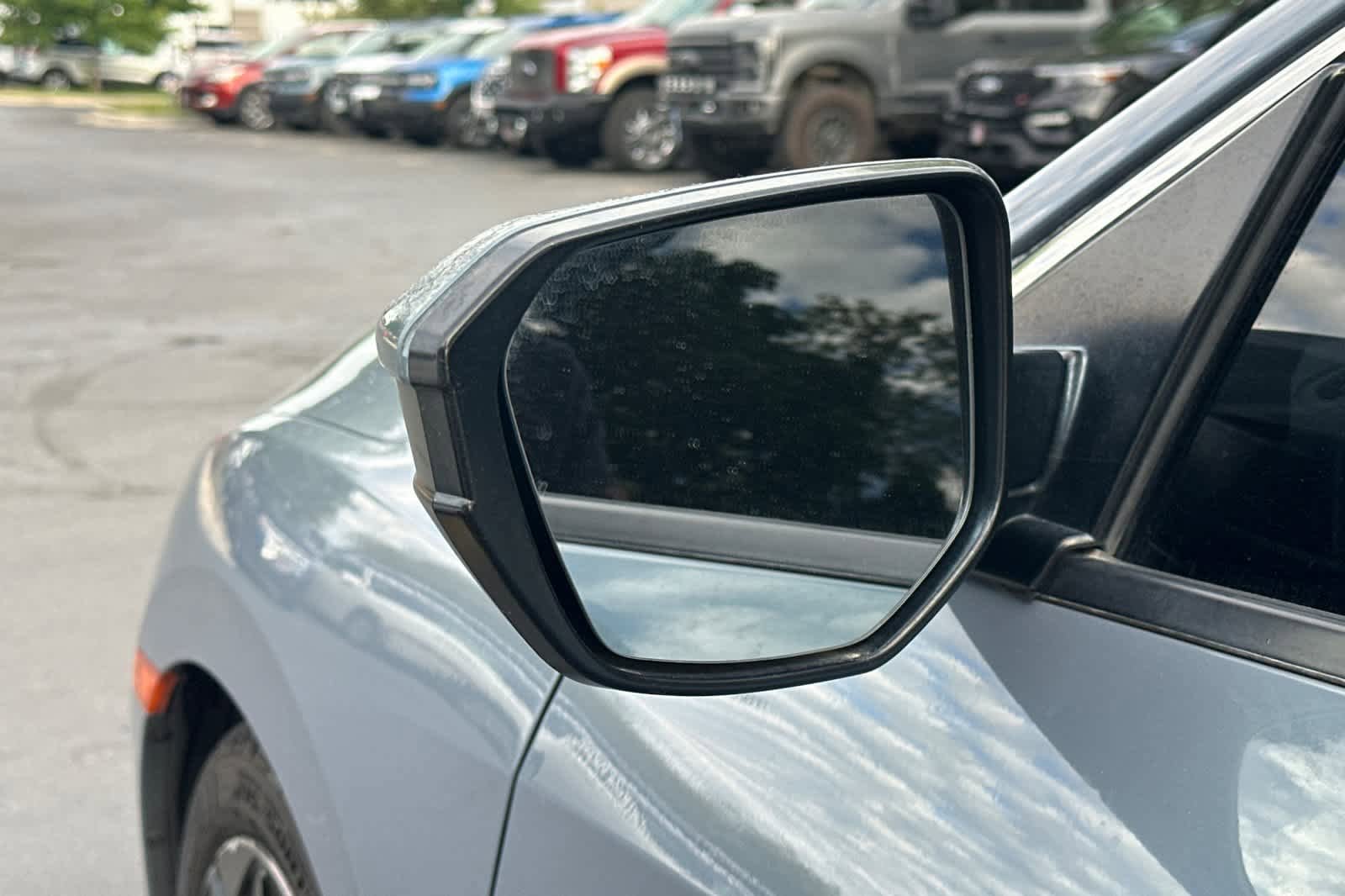 Used 2018 Honda Civic EX image 8