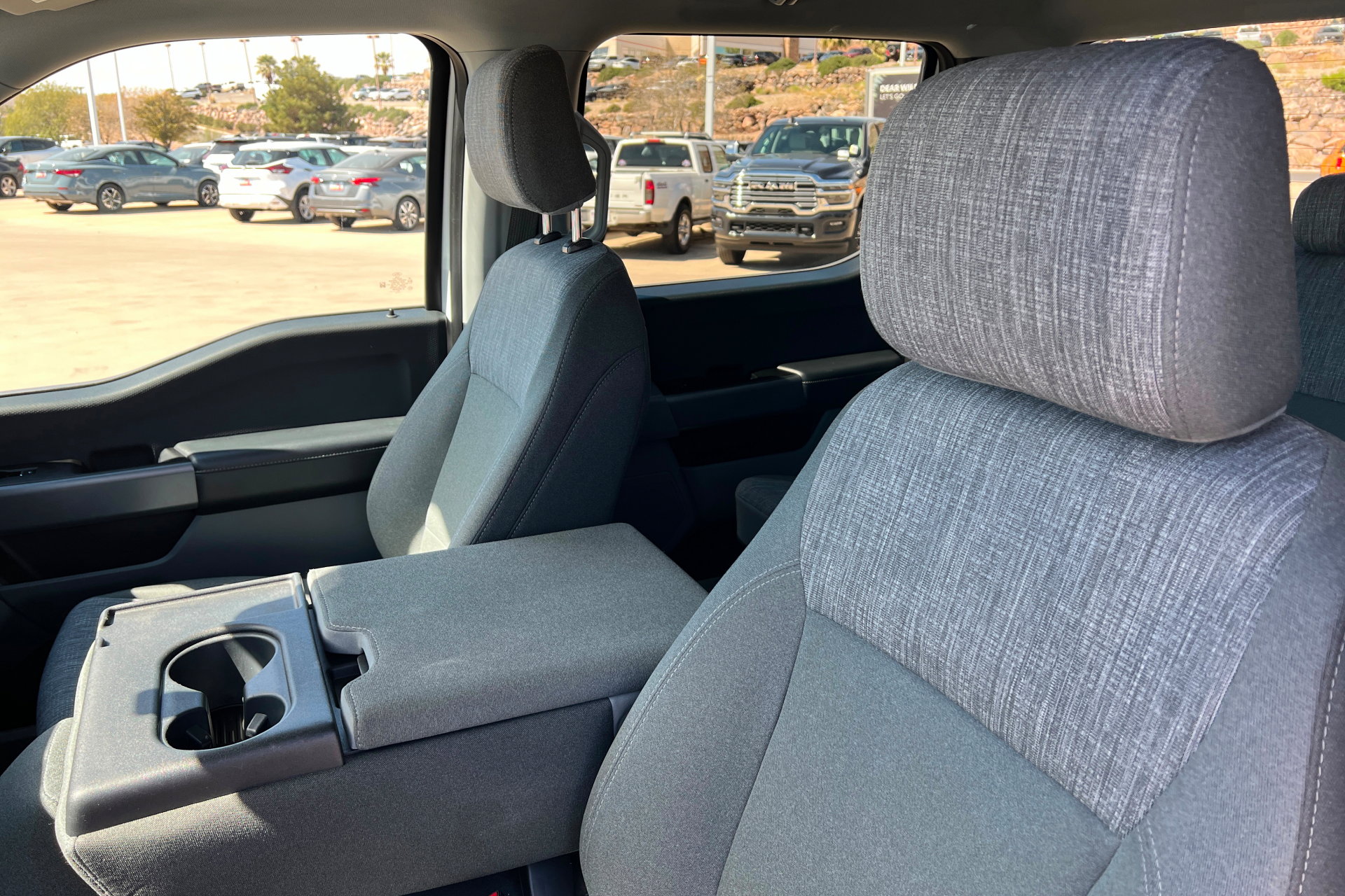 Used 2022 Ford F150 XLT w/ Trailer Tow Package image 16