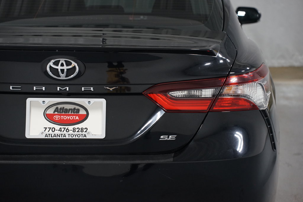 Used 2022 Toyota Camry SE FWD image 10