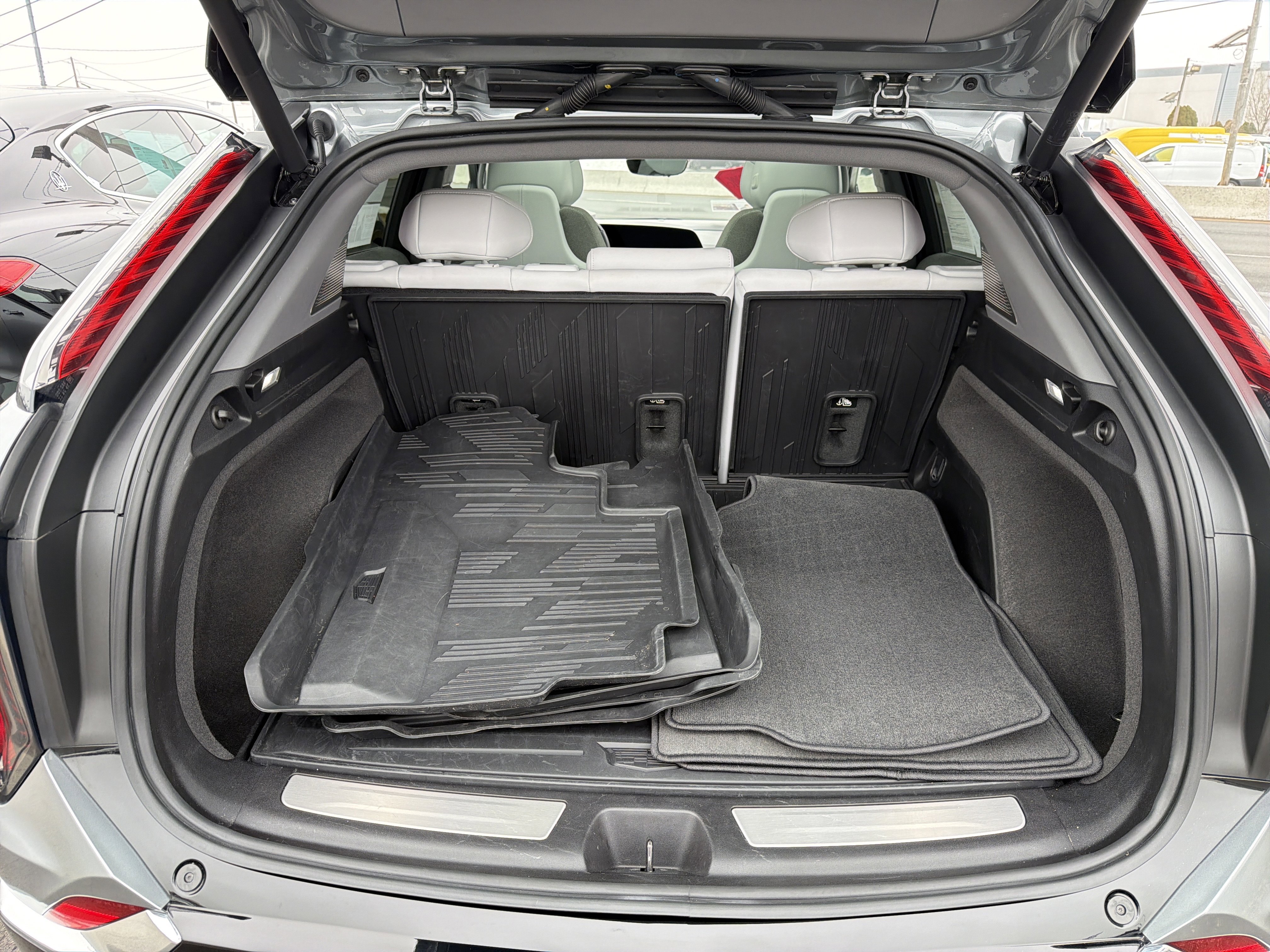 Certified 2025 Cadillac Optiq Luxury 1 w/ LPO, Floor Liner Package image 26