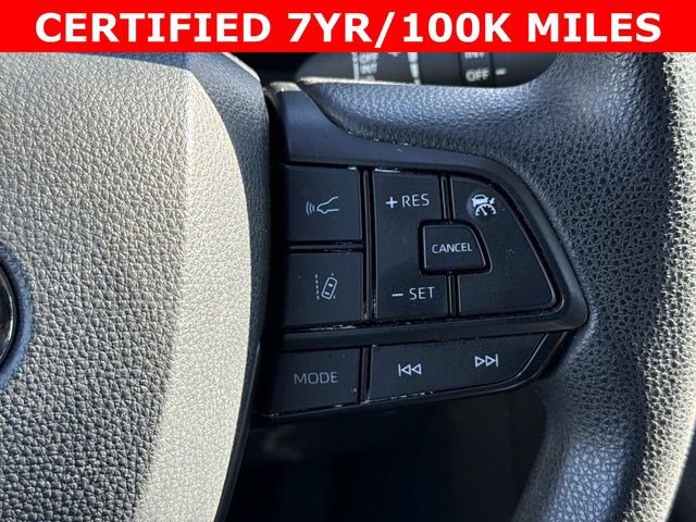 Used 2024 Toyota Sienna LE image 23