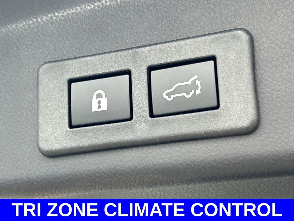 Certified 2025 Subaru Ascent Premium image 15