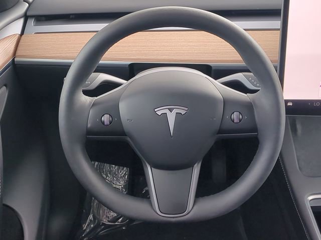 Used 2024 Tesla Model Y Long Range image 20