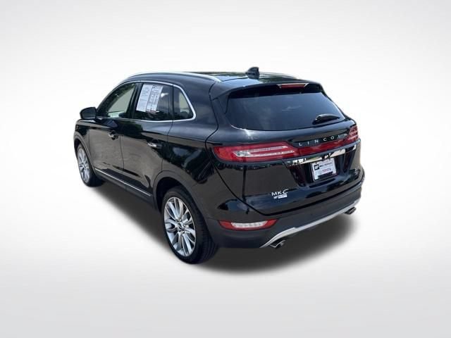 Used 2017 Lincoln MKC Reserve w/ Lincoln MKC Climate Package FWD image 3