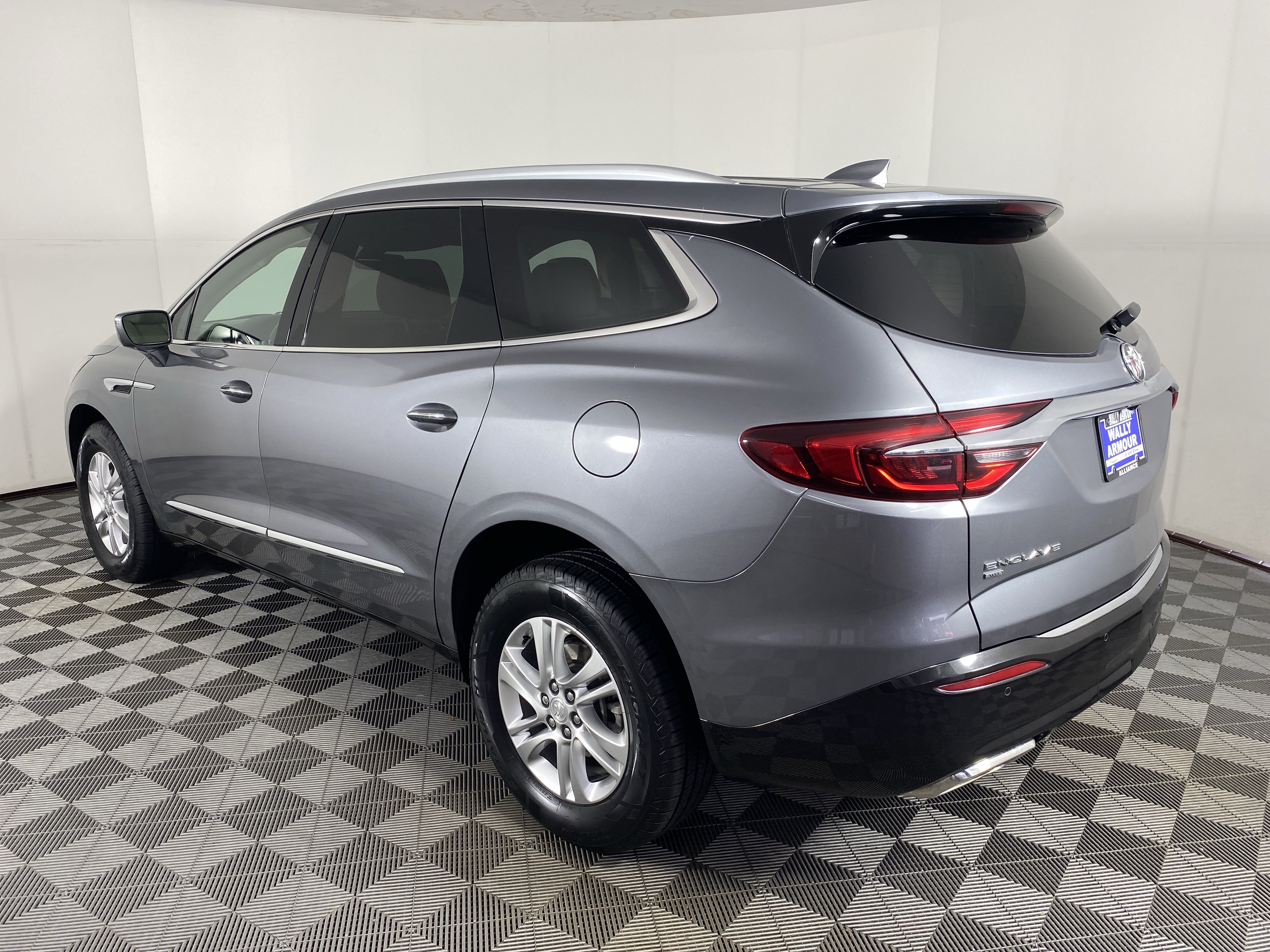 Used 2020 Buick Enclave Essence AWD/4WD image 9