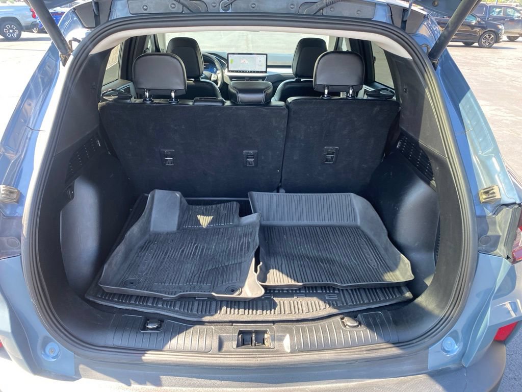 Used 2023 Ford Escape Platinum AWD/4WD image 53