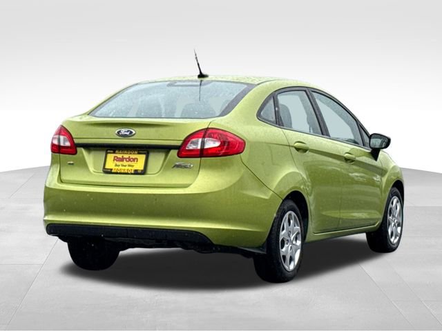 Used 2013 Ford Fiesta SE image 7