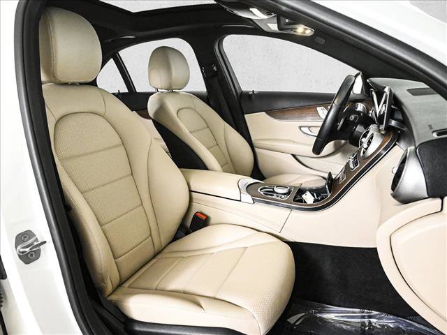 Used 2021 Mercedes-Benz C 300 4MATIC Sedan image 23
