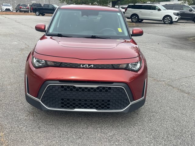 Used 2023 Kia Soul S FWD image 2