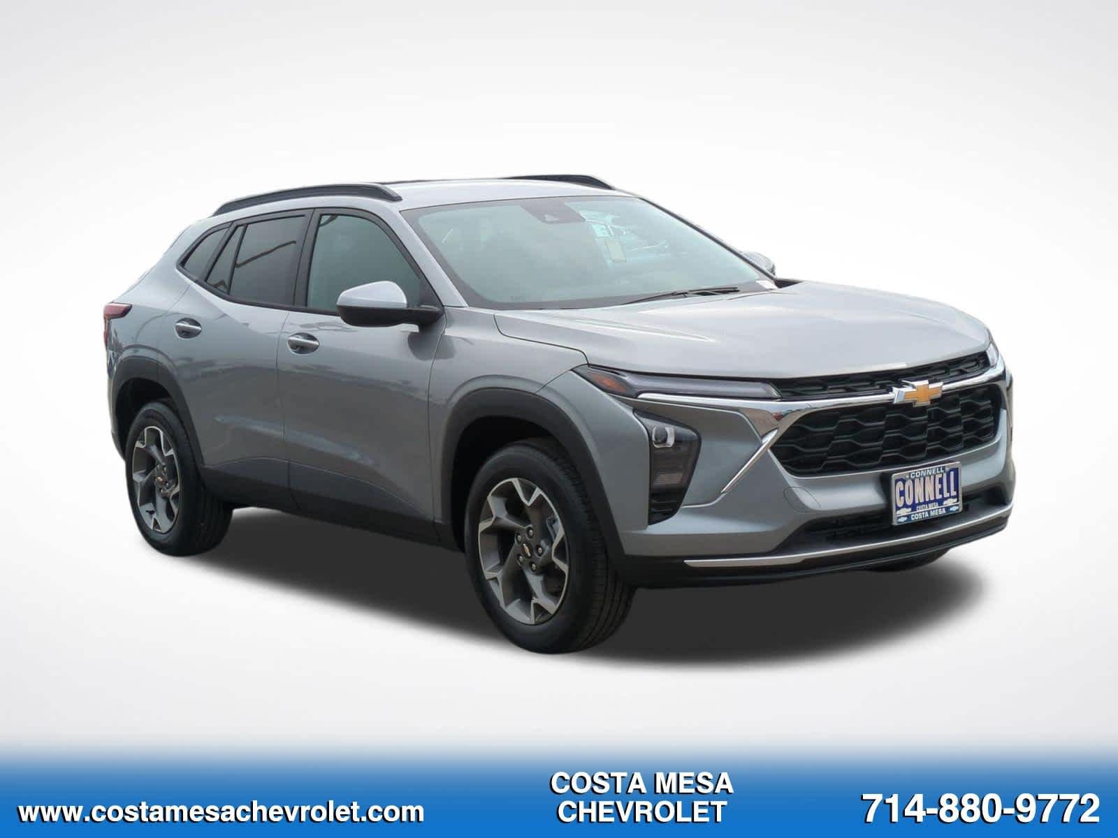 New 2026 Chevrolet Trax LT w/ Driver Confidence Package FWD image 3