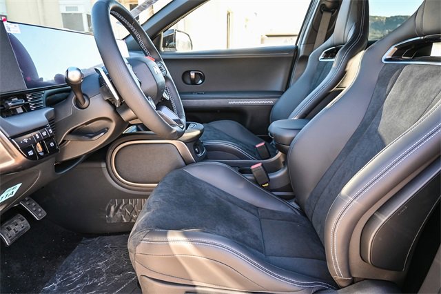 New 2025 Hyundai Ioniq 5 N image 18