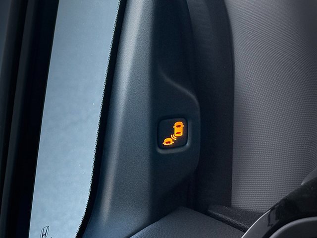 Used 2024 Honda Odyssey Elite image 22