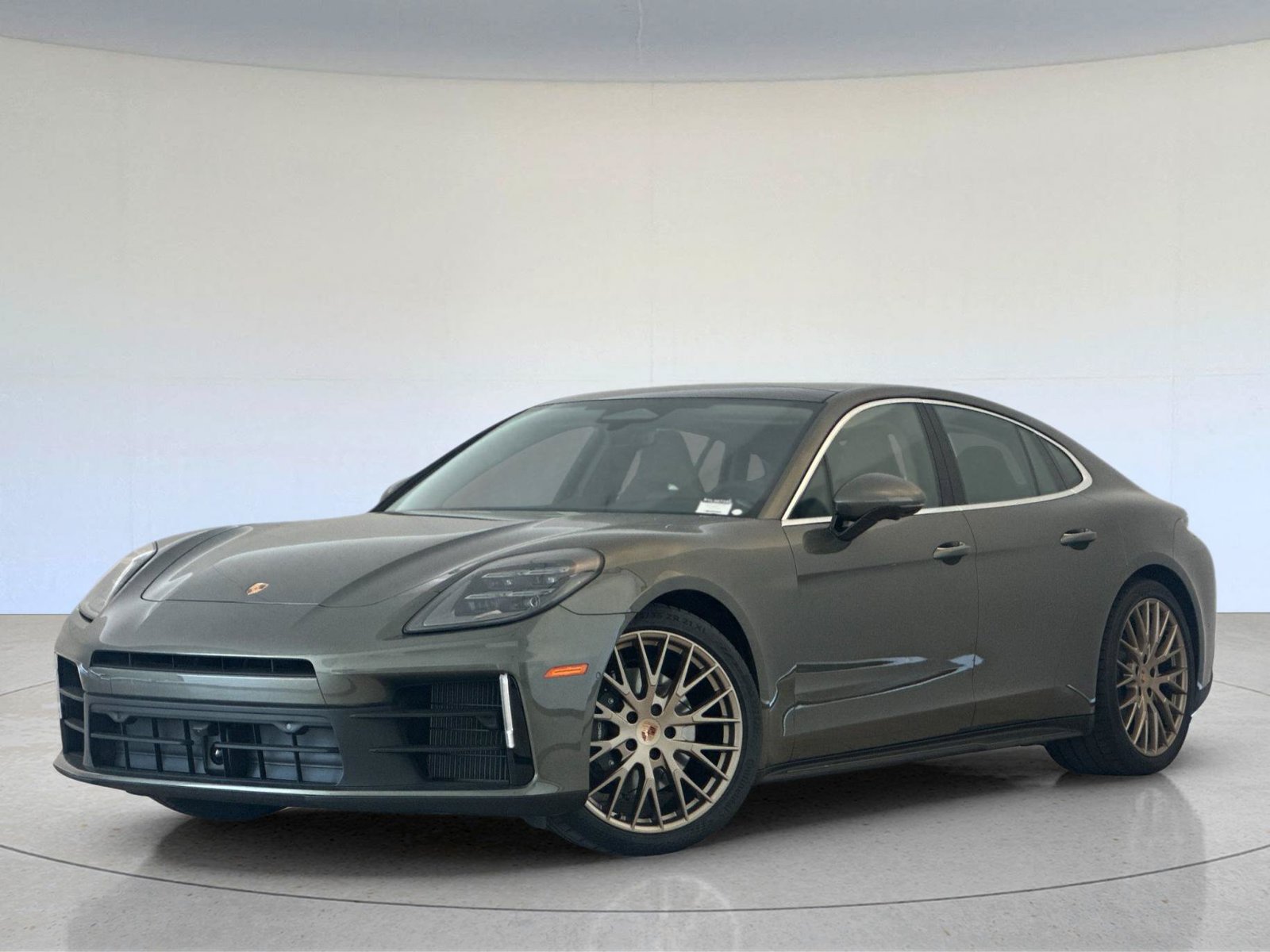 New 2026 Porsche Panamera 4 AWD/4WD image 1