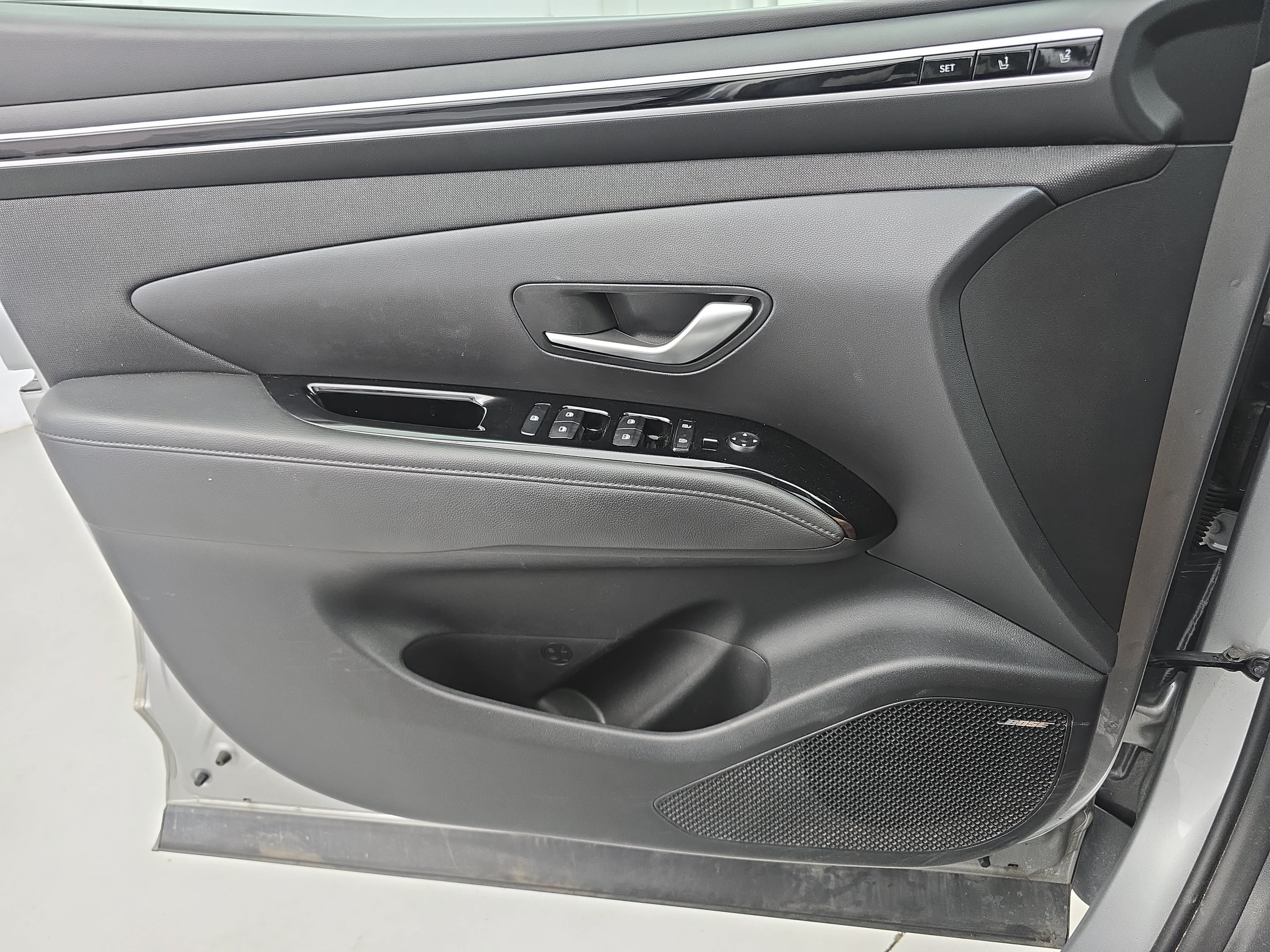 Used 2023 Hyundai Tucson Limited AWD/4WD image 27