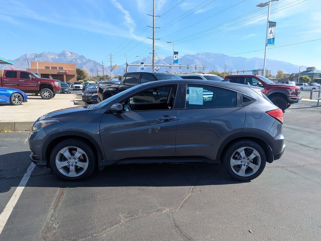 Used 2016 Honda HR-V LX image 8