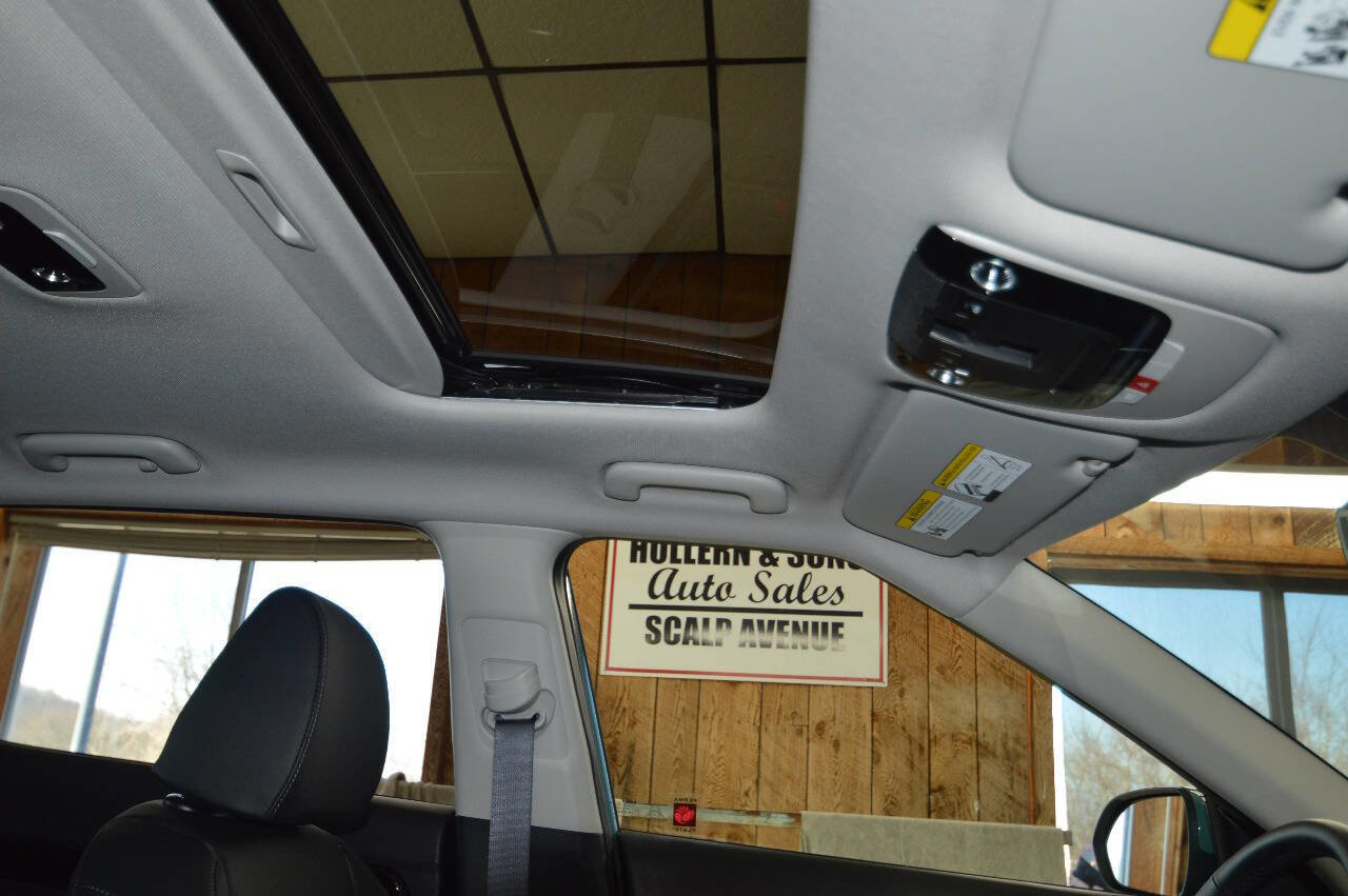 Used 2026 Kia Seltos SX w/ SX Sunroof Package image 13