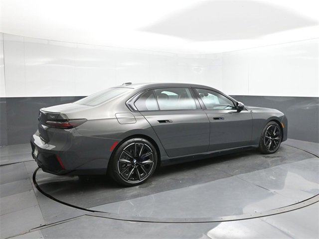 New 2025 BMW 740i xDrive w/ Executive Package image 15