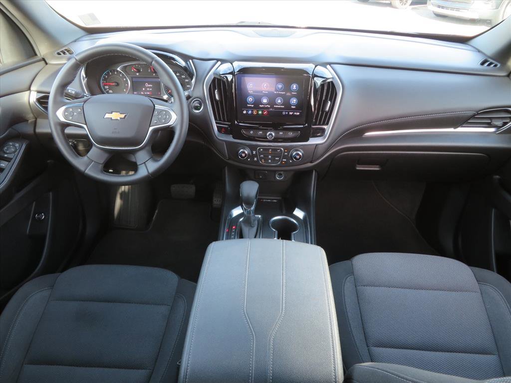 Used 2023 Chevrolet Traverse LT w/ Rear Camera Mirror Package image 11
