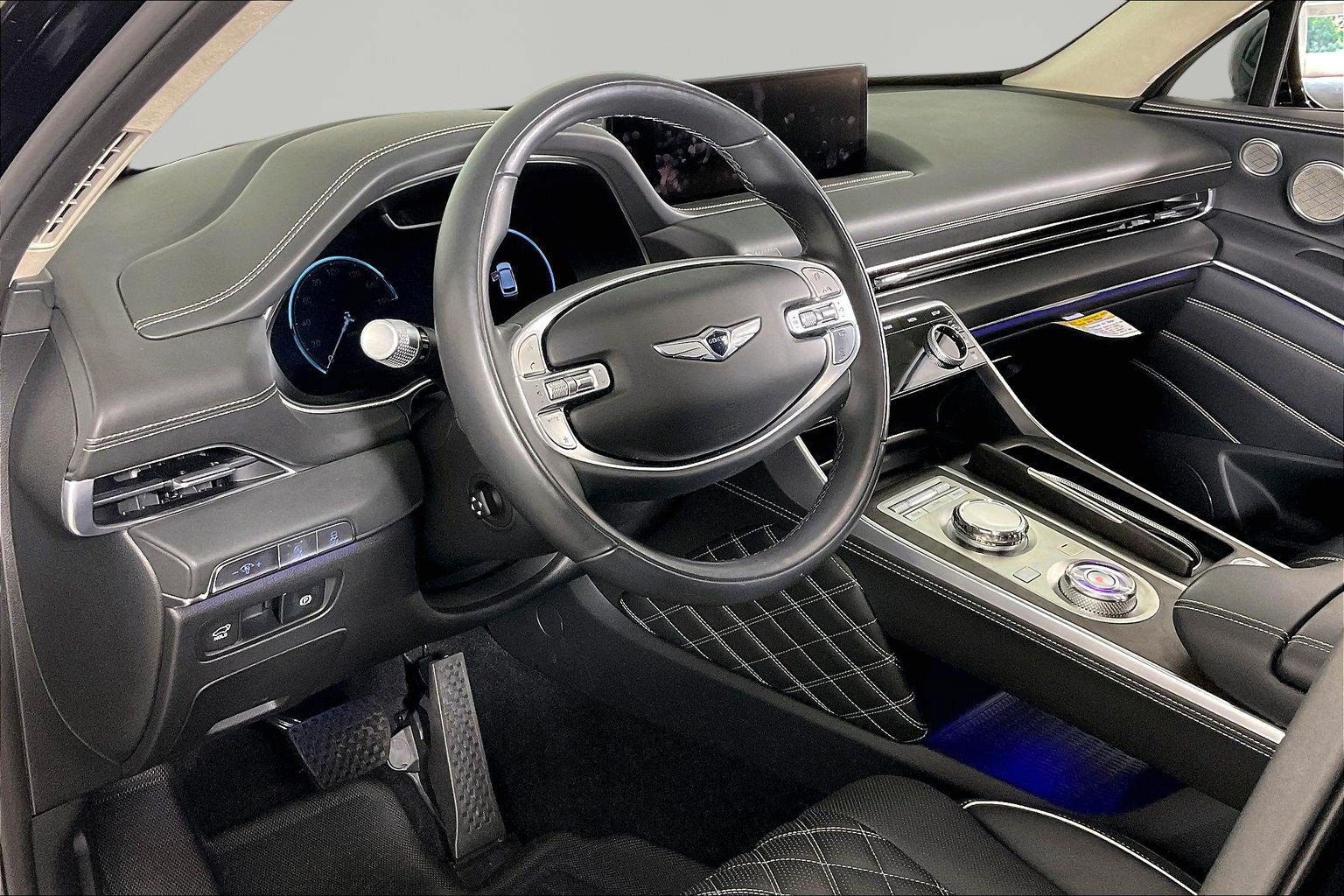 Used 2024 Genesis GV80 3.5T Prestige Signature AWD/4WD image 12