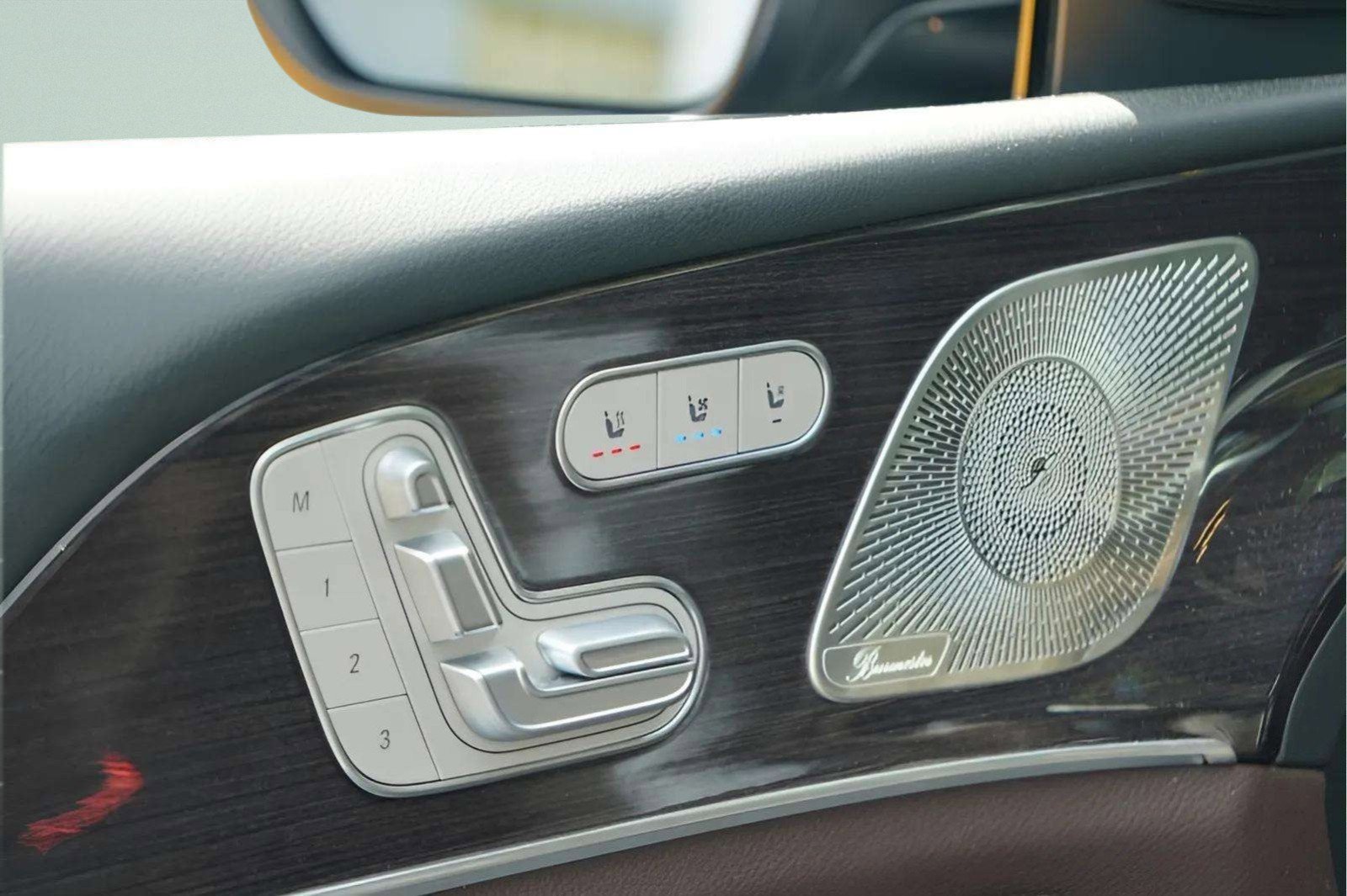 Used 2022 Mercedes-Benz GLS 450 4MATIC image 32