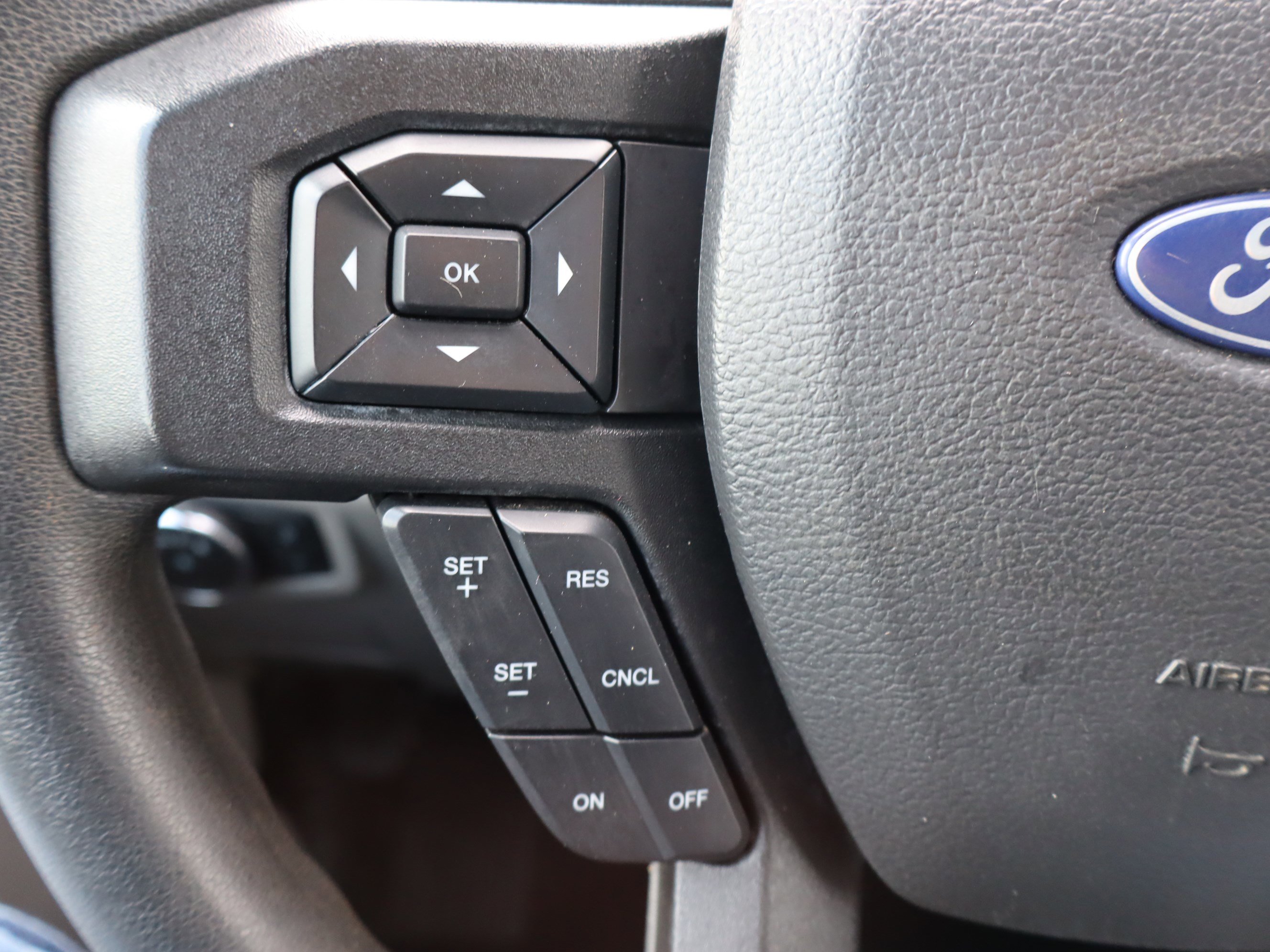 Used 2022 Ford F350 XLT image 22