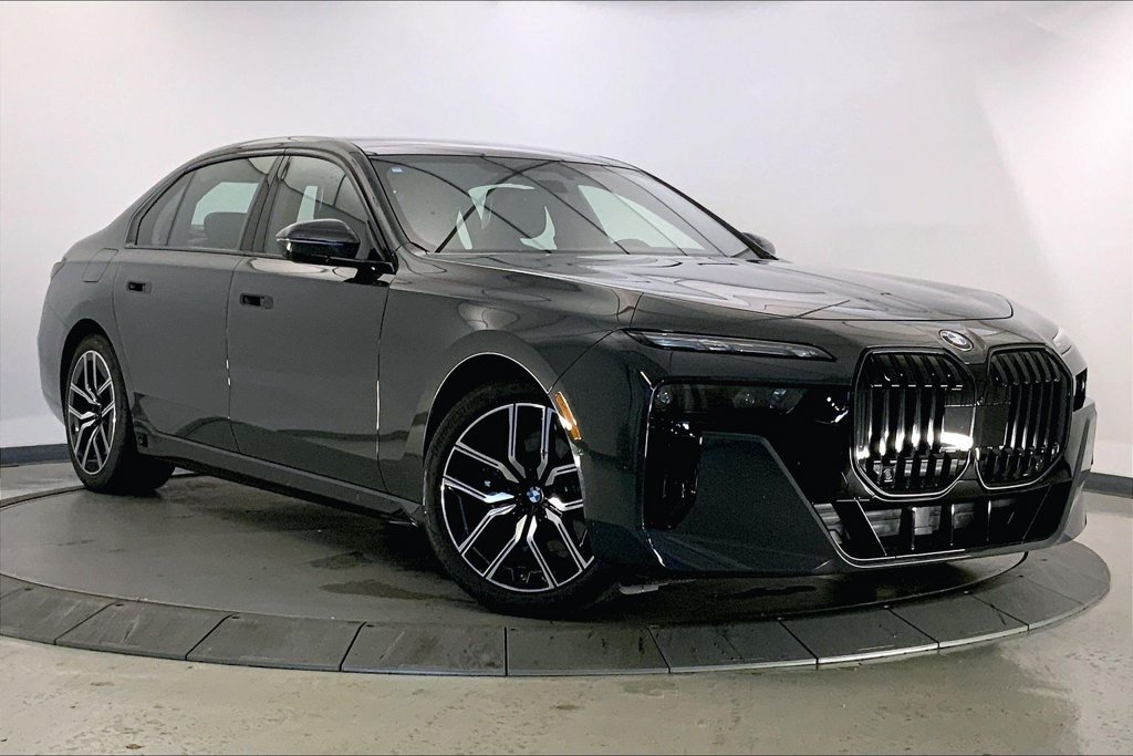 New 2026 BMW 740i xDrive w/ Executive Package AWD/4WD image 11