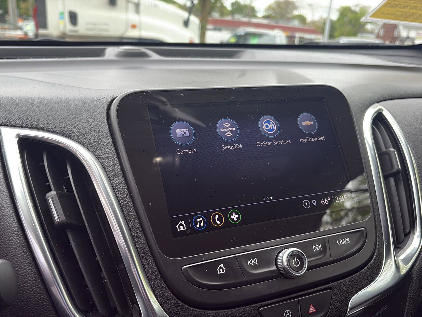 Used 2024 Chevrolet Equinox LT AWD/4WD image 31