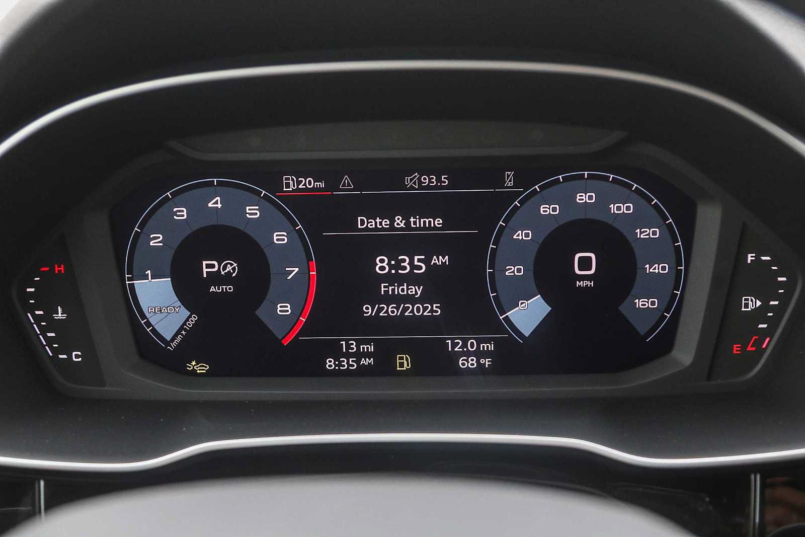 Used 2025 Audi Q3 2.0T Premium w/ Convenience Package AWD/4WD image 40