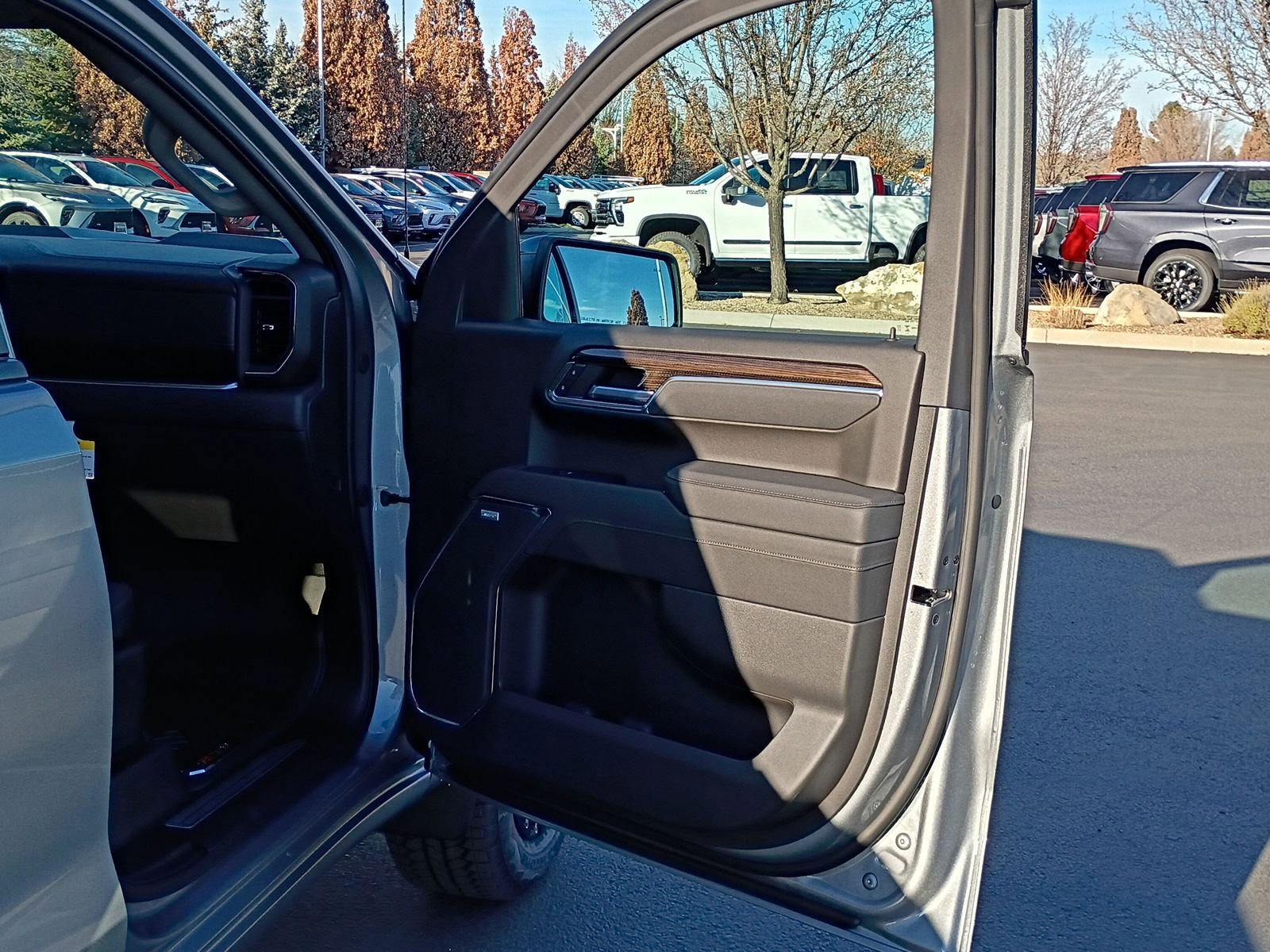 New 2026 Chevrolet Silverado 1500 LT Trail Boss w/ LT Trail Boss Premium Package image 22