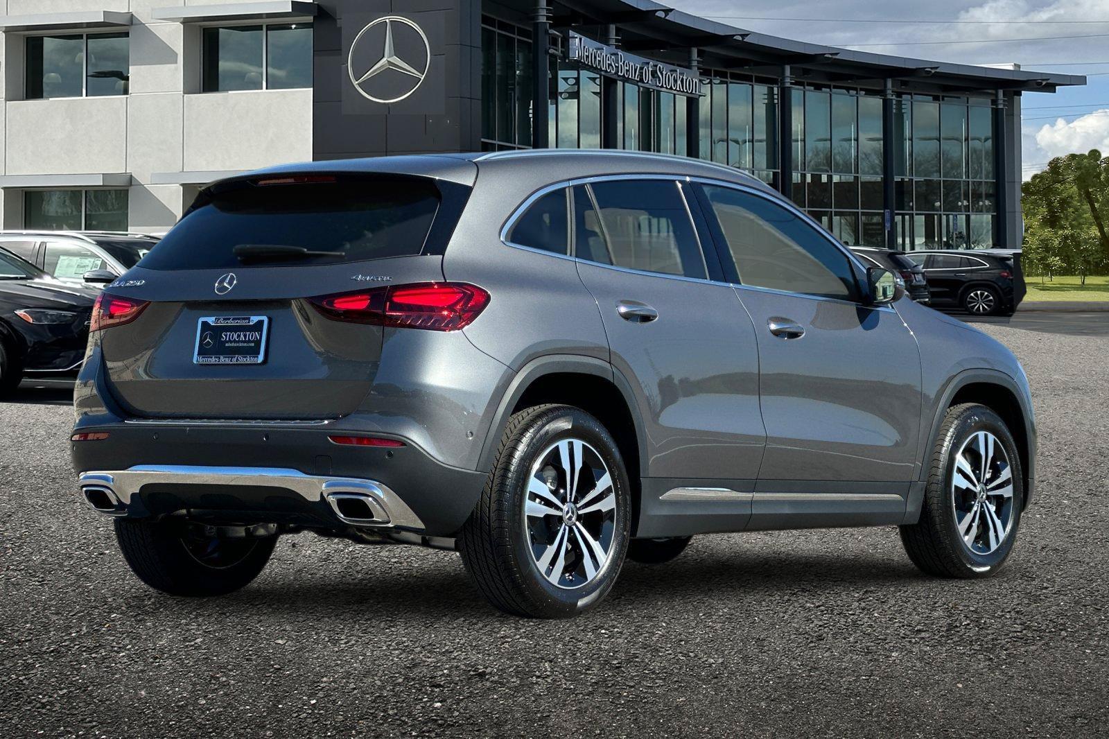 New 2026 Mercedes-Benz GLA 250 4MATIC image 4