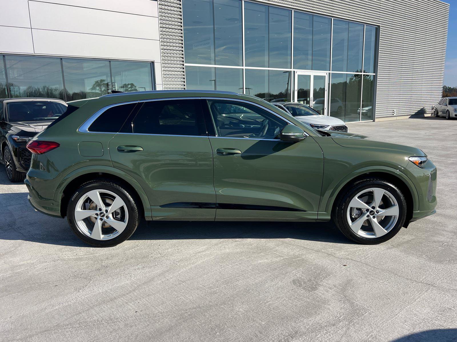 New 2025 Audi Q5 Prestige image 4